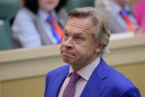 Алексей Пушков - конец репутации pushkov-podzhimaet-guby-1
